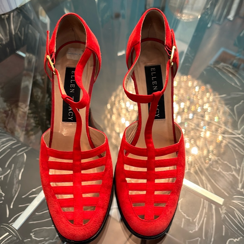 Vintage Ellen Tracey red suede high heel sandal size 6B.